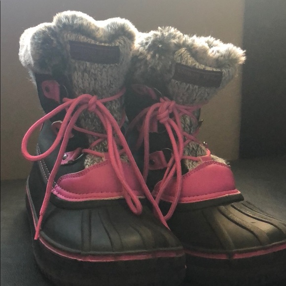 London Fog Pink Boots. Girls size 4. Gently Used. - Picture 4 of 5